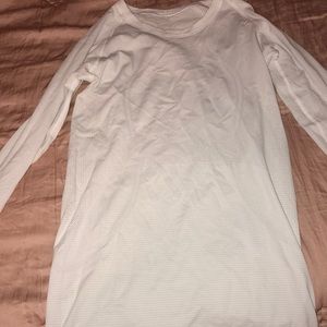 Lululemon swiftly tech long sleeve